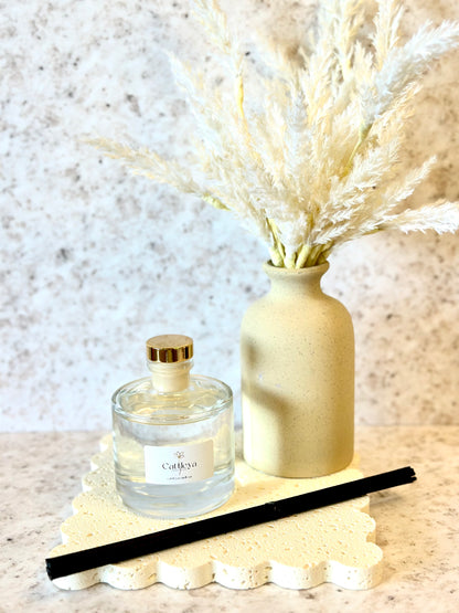 luxury-reed-diffuser-handmade-home-fragrance-cattleyacandle